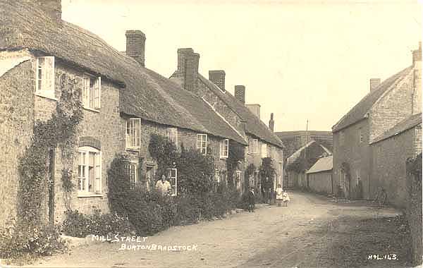 Cottage that will become the Post Office