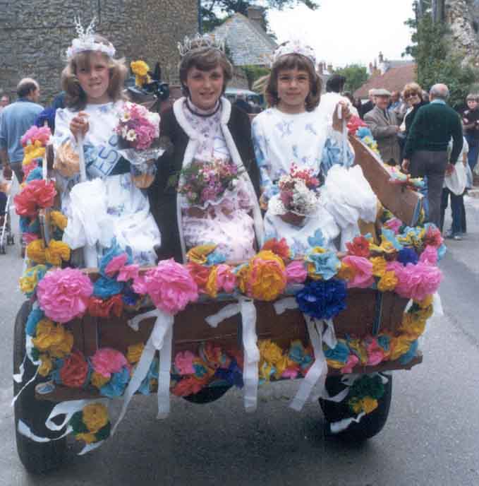 Carnival Queen & attendants