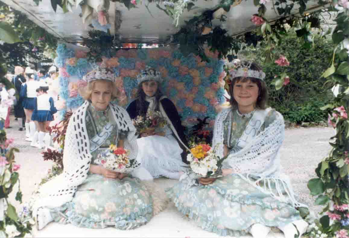 Rachel Conway - Carnival Queen with Nancy Bowles & Megan Humphries as attendants