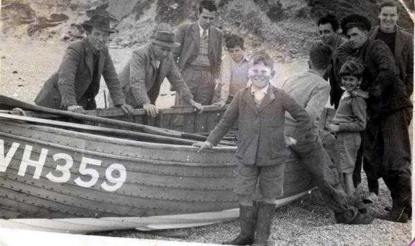 Fishermen on Hive beach